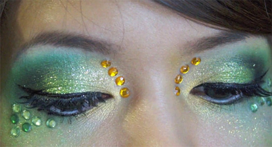 A forest fairy makeup with tons GLITTER • Offbeat Wed (was Offbeat Bride)