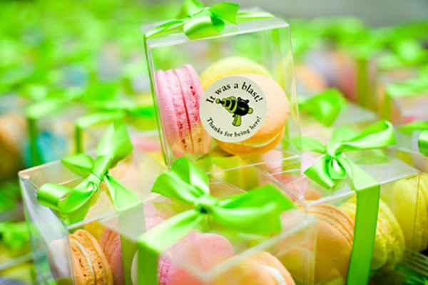 Star bouquets, ray guns, and a moon landing cake 26 from Offbeat Wed (formerly Offbeat Bride) 549_TrishUniac_HRM