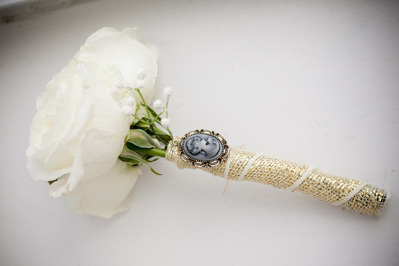 white wedding bouquet