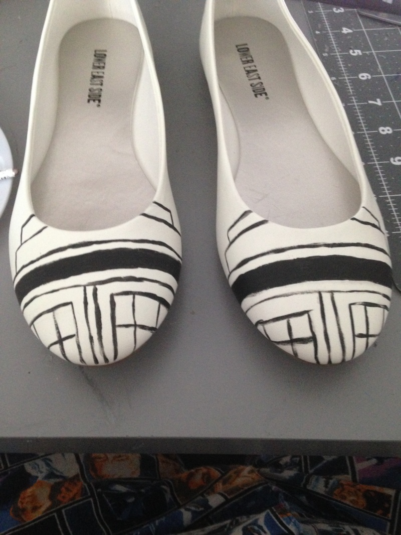 DIY painted TARDIS shoes 3