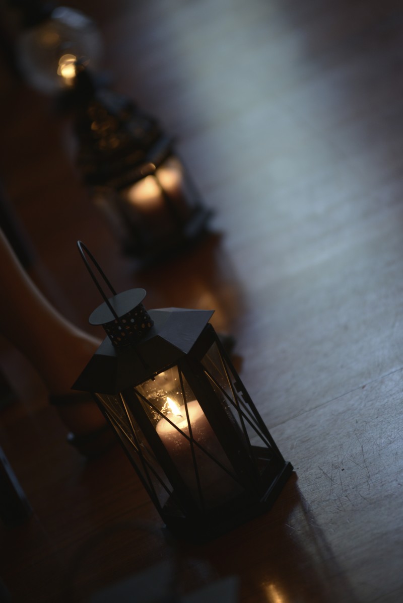 Lanterns as aisle runners on @offbeatbride