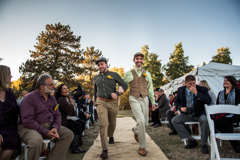 Colorado fantasy wedding as seen on @offbeatbride