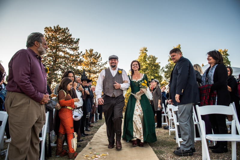 Colorado fantasy wedding as seen on @offbeatbride