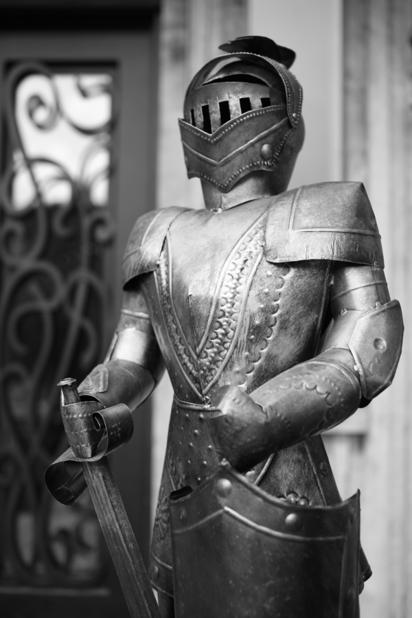 Tolkien-themed wedding as seen on @offbeatbride