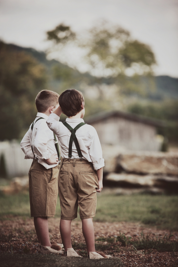 Tolkien-themed wedding as seen on @offbeatbride