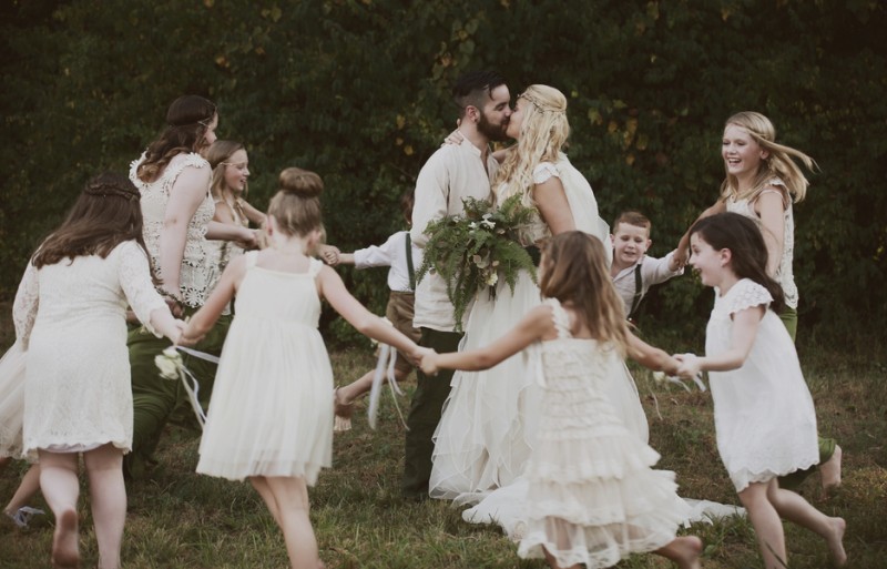Tolkien-themed wedding as seen on @offbeatbride
