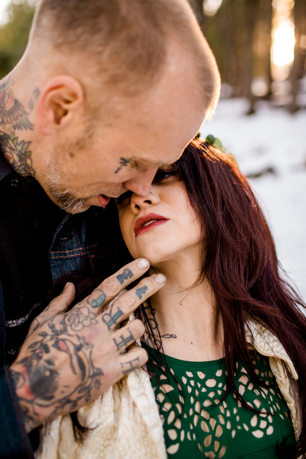 Engagement session in Arizona as seen on @offbeatbride