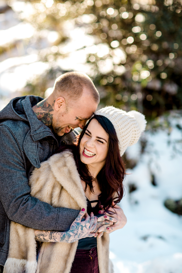 Engagement session in Arizona as seen on @offbeatbride