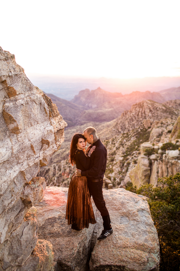 Winter engagement session in Arizona as seen on @offbeatbride