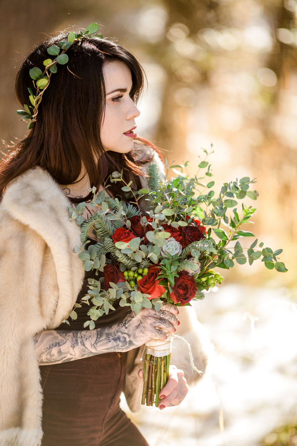 Engagement session in Arizona as seen on @offbeatbride