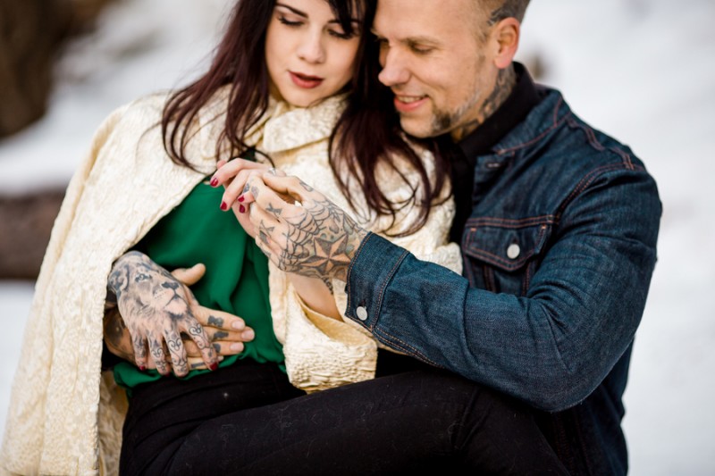 Engagement session in Arizona as seen on @offbeatbride