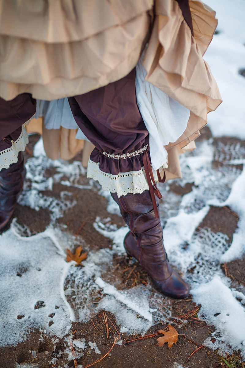 Steampunk engagement shoot as seen on @offbeatbride