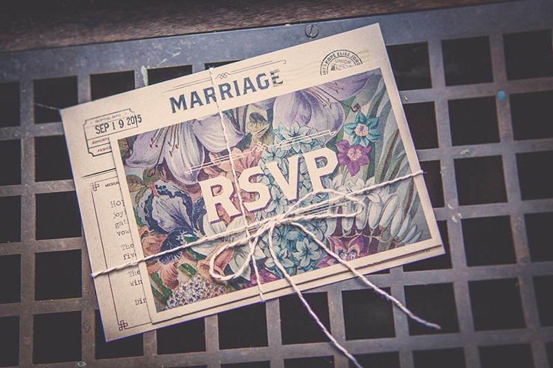 A bluegrass 1920s speakeasy jail wedding as seen on @offbeatbride #twenties #wedding