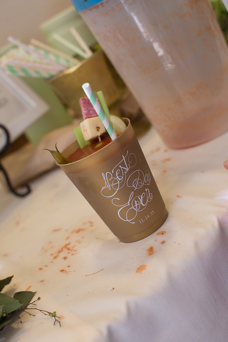 How to ROCK a brunch wedding as seen on @offbeatbride #brunch #wedding