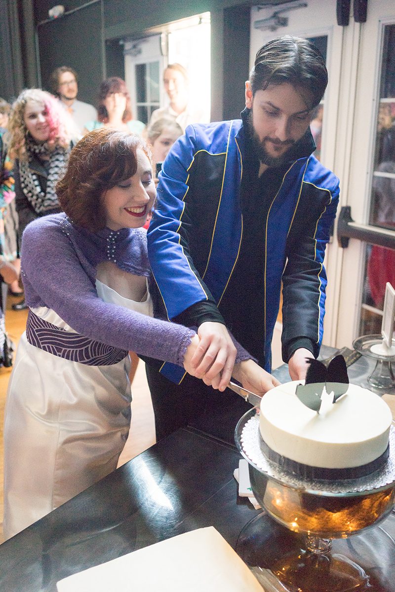 Mass Effect meets Star Trek at this theatrical science wedding as seen on @offbeatbride