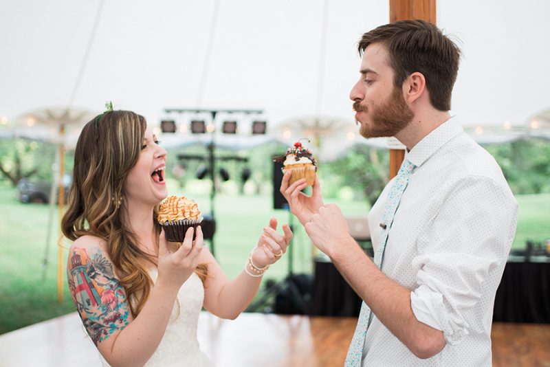 A movies-themed wedding that fills our flowers and pastel-loving heartsA movies and food truck wedding that fills our flowers and pastel-loving hearts