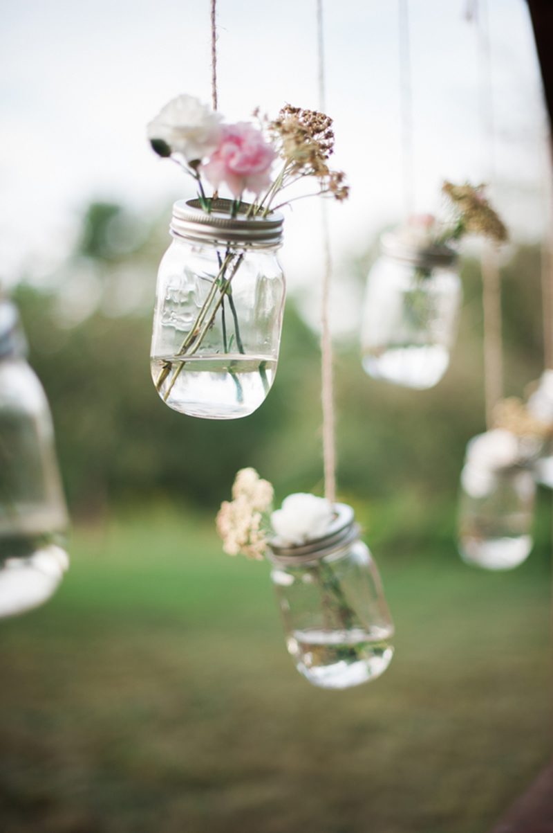 A movies-themed wedding that fills our flowers and pastel-loving heartsA movies and food truck wedding that fills our flowers and pastel-loving hearts