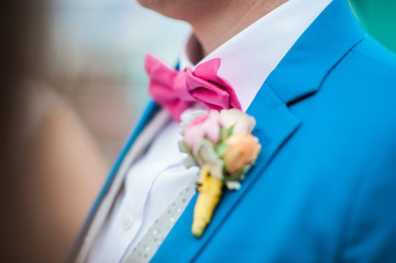 Balloons and make-outs at this carnival pop-up wedding