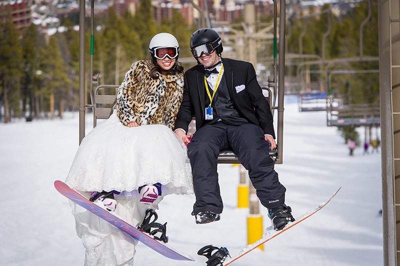 A shredding wedding: snowboarding wedding is a total win