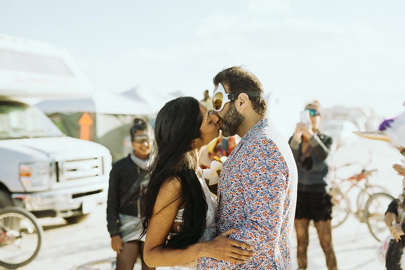 We heart this wedding at Burning Man
