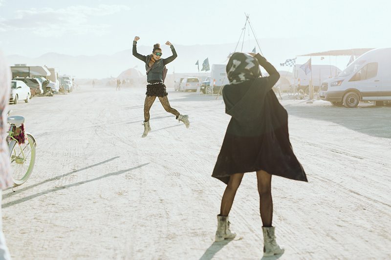 We heart this Indian Wedding at Burning Man