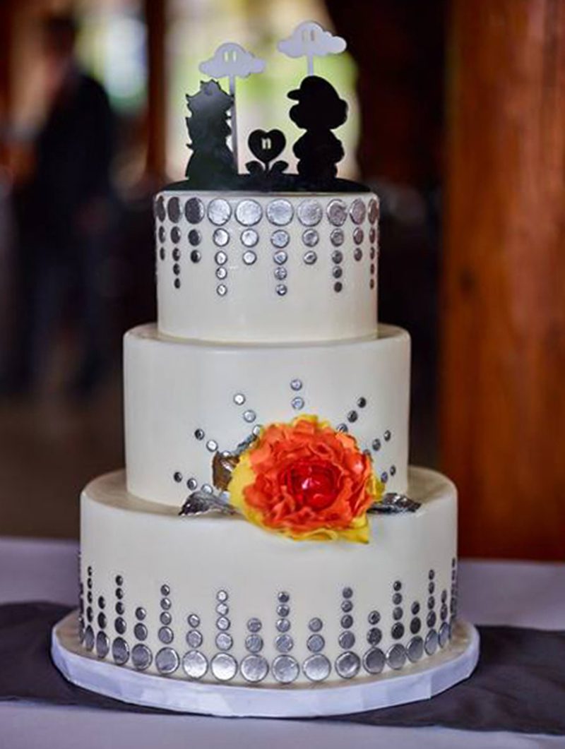 Your princess IS in this castle: an elegant Super Mario wedding