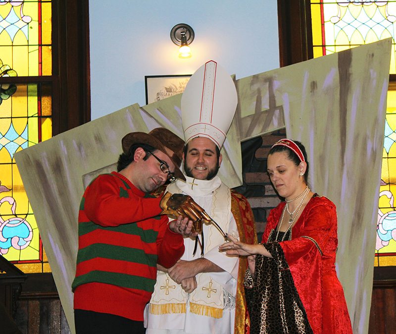 Anne Boleyn weds Freddy Krueger: When a Halloween costume wedding wins over every horror fan
