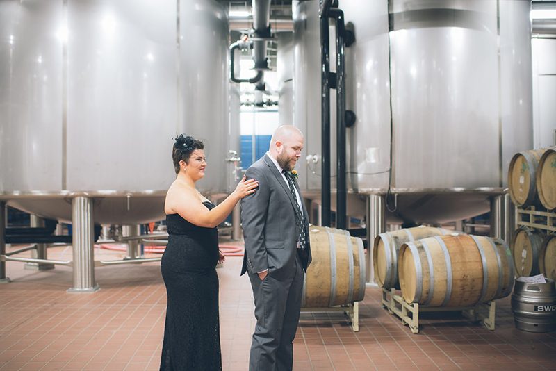 A sinister and glam Hallowedding of epic proportions