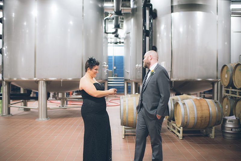 A sinister and glam Hallowedding of epic proportions