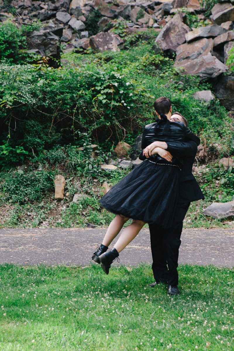 A Muppet officiated this cliffside New York wedding with a killer black dress