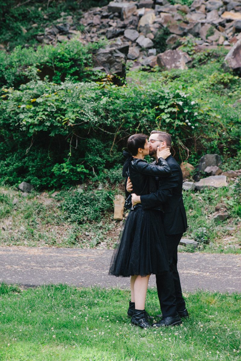 A Muppet officiated this cliffside New York wedding with a killer black dress