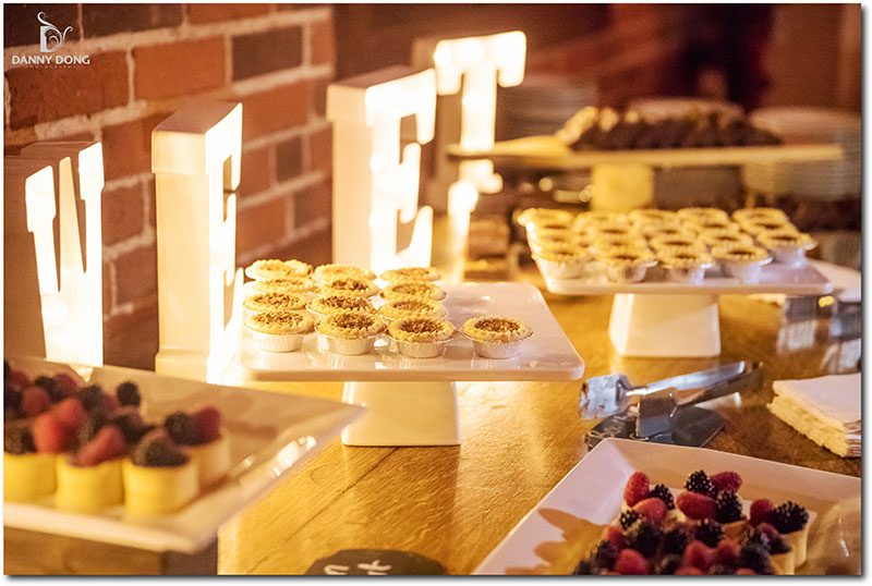 '90s hip hop and heart-melting top ten lists at this chic urban downtown LA wedding