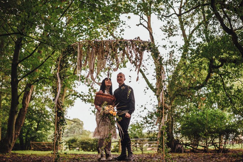 A vegan humanist UK rock 'n' roll wedding (with Elvis and Riot Squad!)