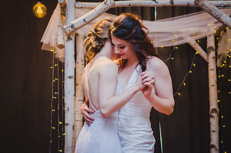 Trapeze, tulle, and two ladies at a gorgeous Seattle wedding