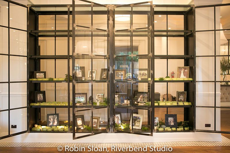 A super chic greenery wedding in the heart of Chicago