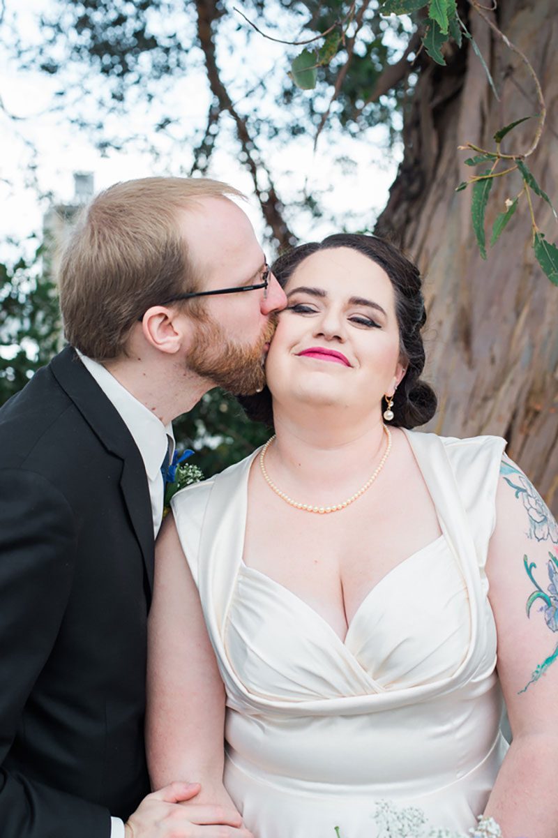 Vault Boy approves of this gamer Fallout wedding 
