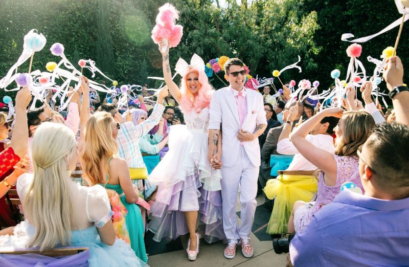 why procrastinators need a wedding planner Photo by Jenn Emerling Photography