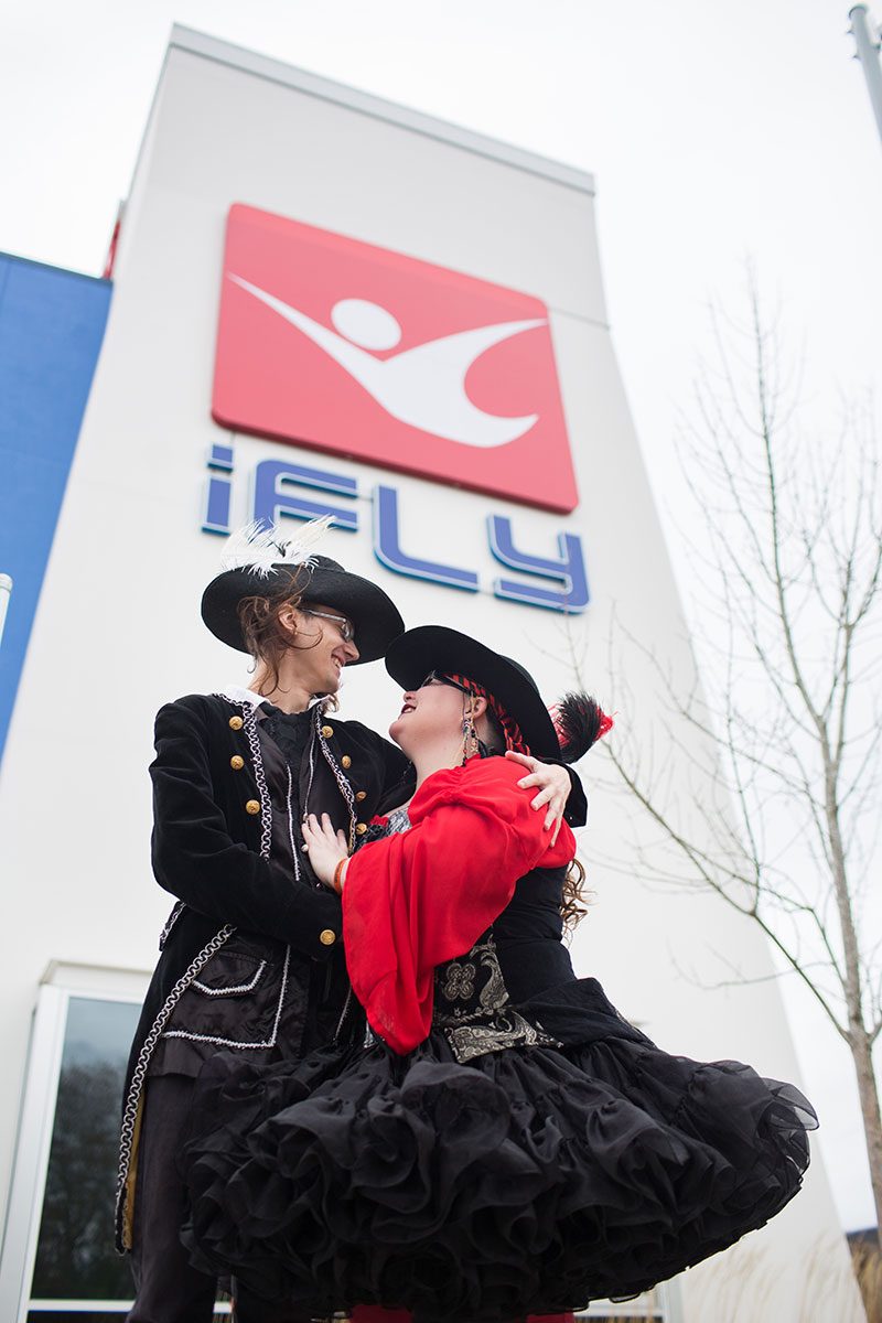Two daredevils had a skydiving elopement (dressed as pirates!)