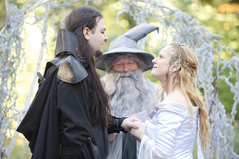 Hobbits and elves and eerie mist: this Lord of the Rings wedding has serious magic