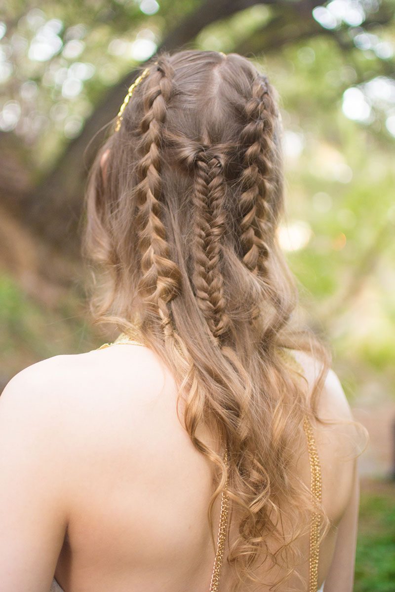 This subtle Link and Zelda wedding inspiration will teleport you to a fancy-pants Hyrule