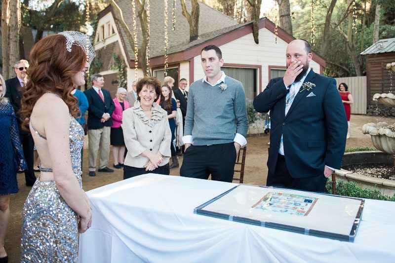 Singing, succulents, and LEDs at this musical light-up wedding