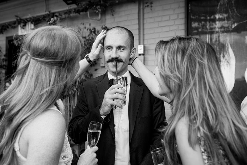 This NYC wedding (with breastfeeding, yoga, and a very familiar cake creator!) was planned in only TWO WEEKS