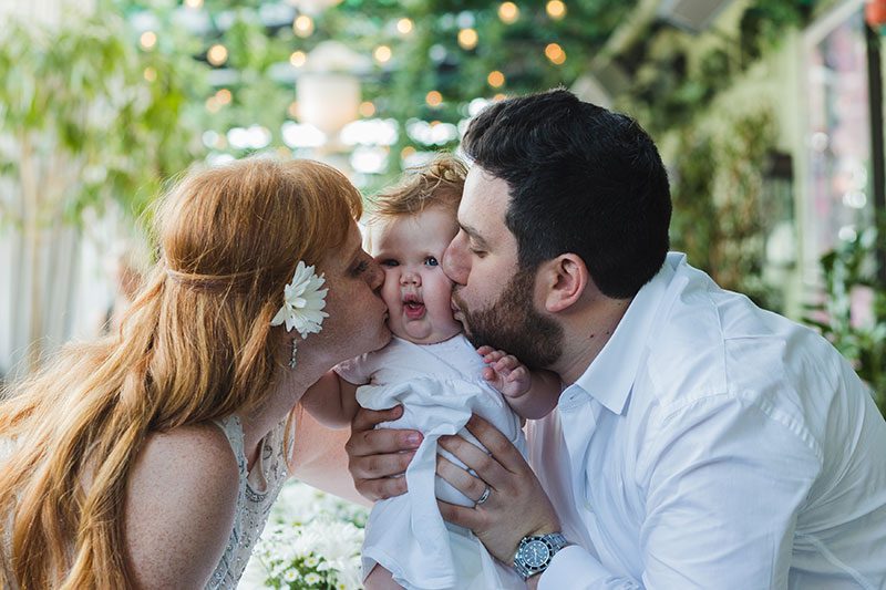 This NYC wedding (with breastfeeding, yoga, and a very familiar cake creator!) was planned in only TWO WEEKS