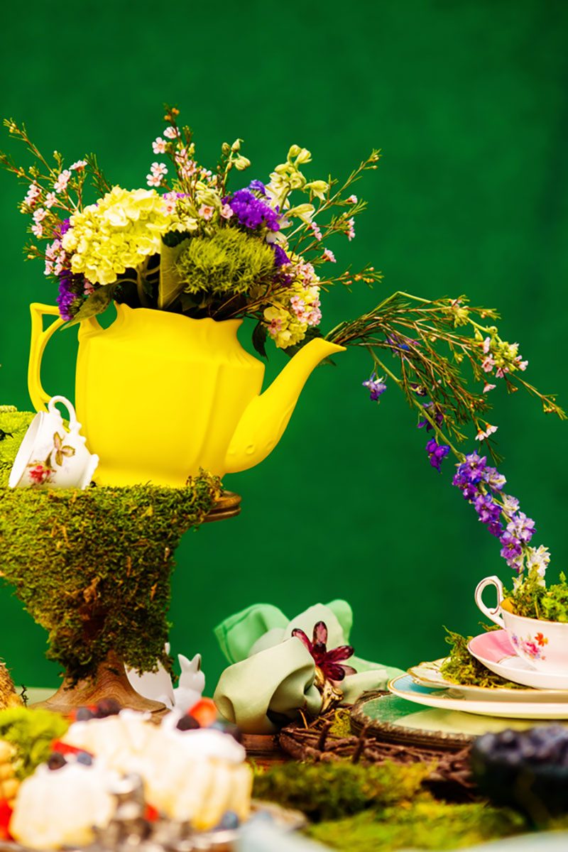 Through the looking glass with this Alice in Wonderland inspiration