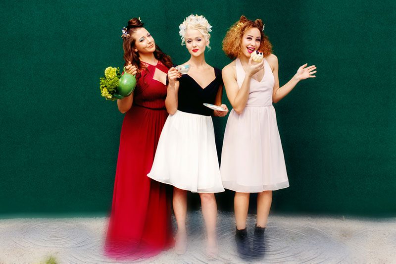 Through the looking glass with this Alice in Wonderland inspiration