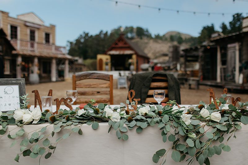 A sweet and relaxed wedding with an Old West vibe