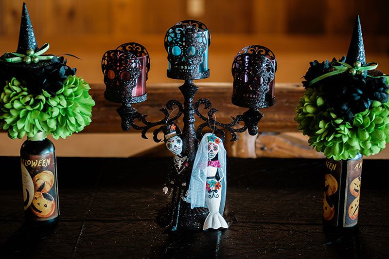A vintage-inspired Halloween wedding ball (with classic horror movie photo booths!)