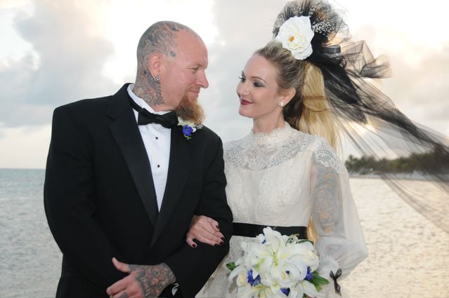 Lea & Dave’s heavily inked beach wedding/vow renewal