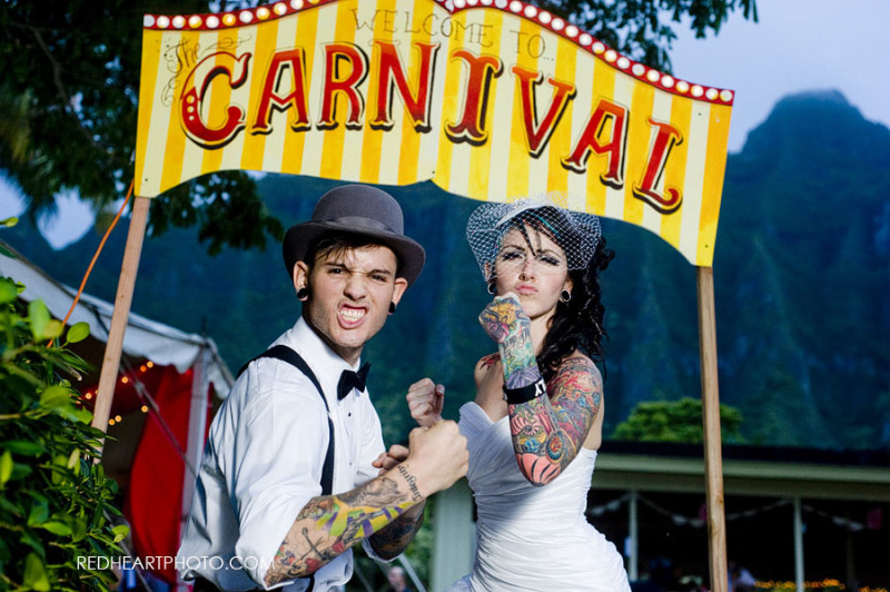 Carnival-themed wedding in Hawaii