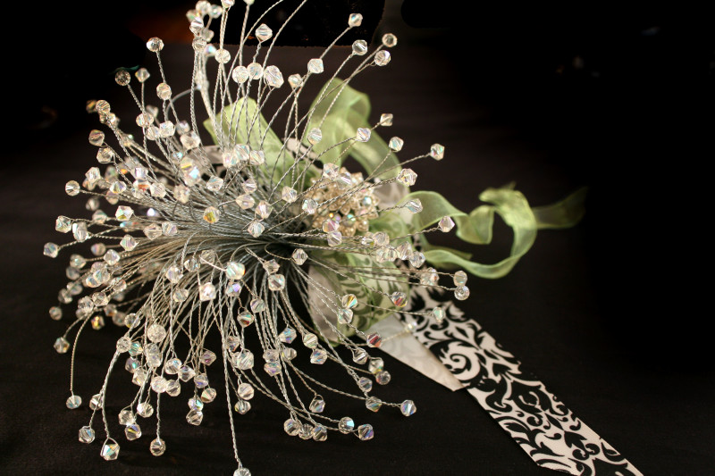 How to make your own sparkly crystal bouquets